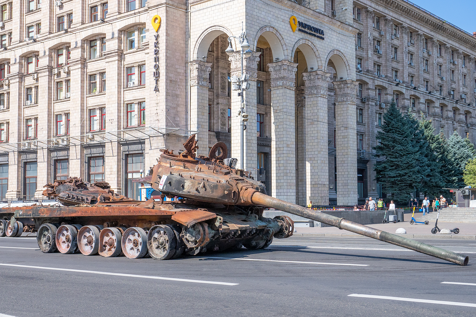 Ruské tanky sú v Kijive
