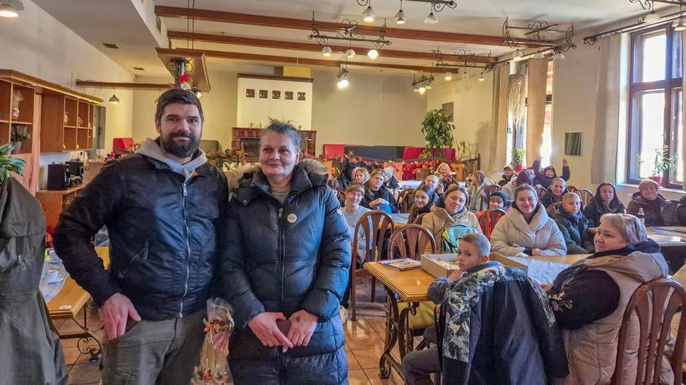 Tomáš a Jana Hubertovci z cukrárne Eufória priniesli sladkosti 